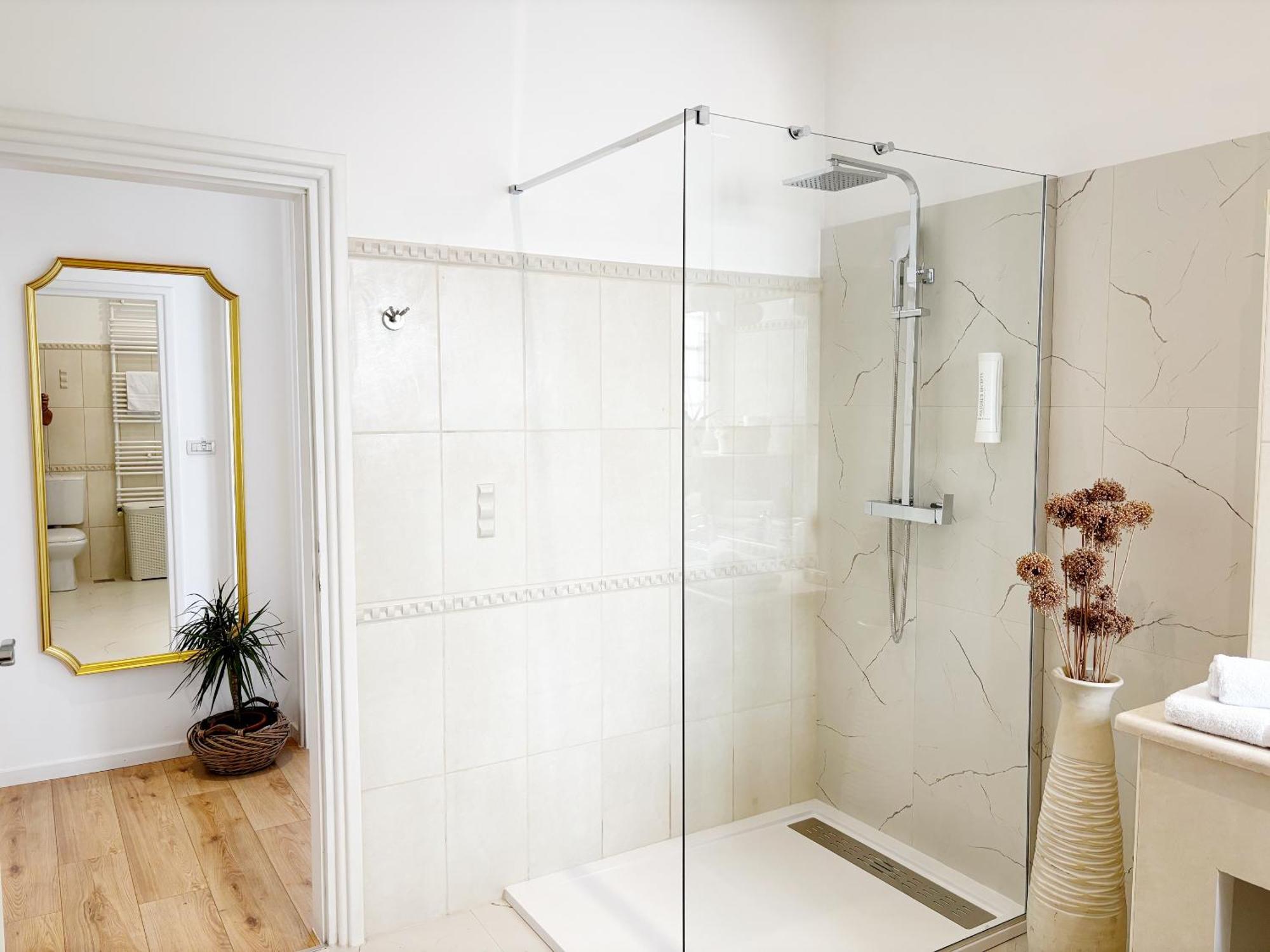 Calafati Apartment With Free Private Parking Rijeka Exterior foto